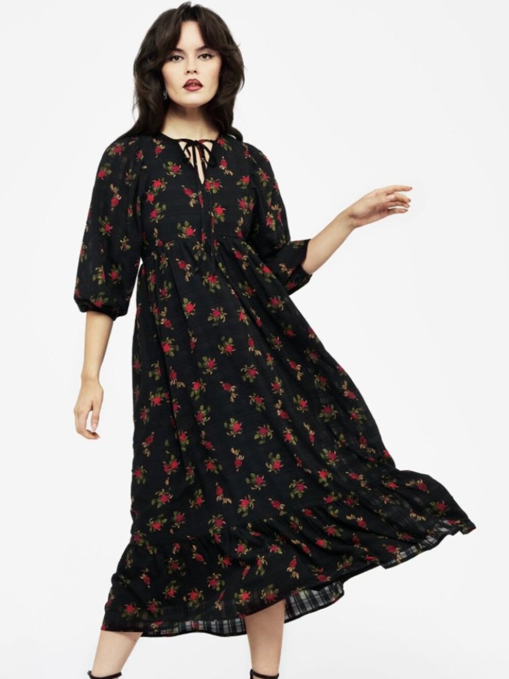 NWT - Darcey Floral Print Chiffon Midaxi Dress from Disturbia